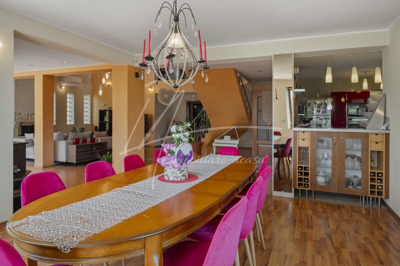 Balotesti, Ion Lahovari, mobilata si utilata complet